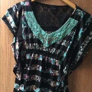 Y2K Daytrip black floral top‎ size small